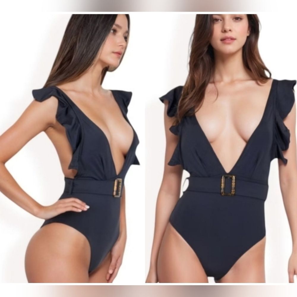 Cupshe Navy Ruffle One-Piece Swimsuit Large